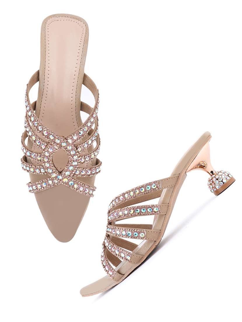 women slip on sandals - 22341366 -  Standard Image - 1