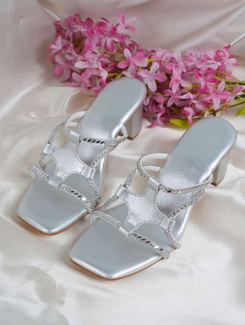 women slip on sandals