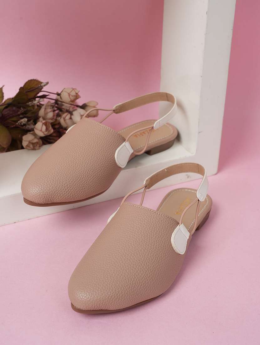 women solid back strap flat sandals