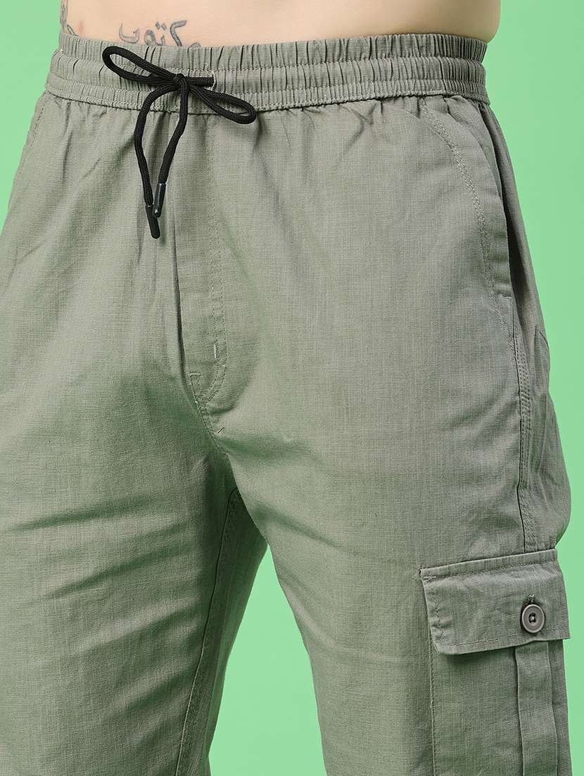 men solid mid rise regular fit cargo  - 22341723 -  Standard Image - 1