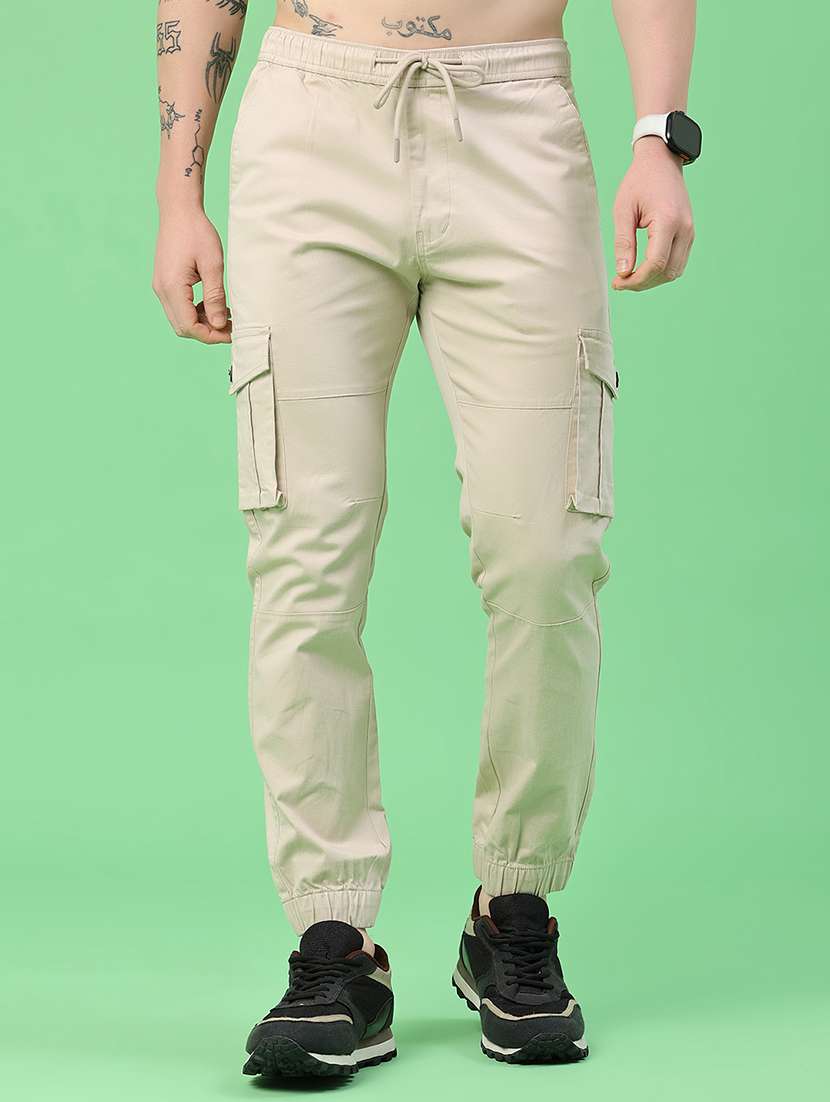 men solid mid rise regular fit jogger