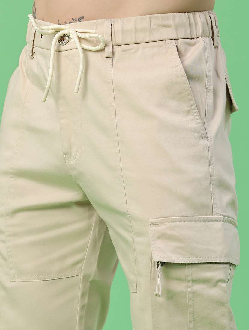 men solid mid rise regular fit cargo  - 22341739 -  Standard Image - 1