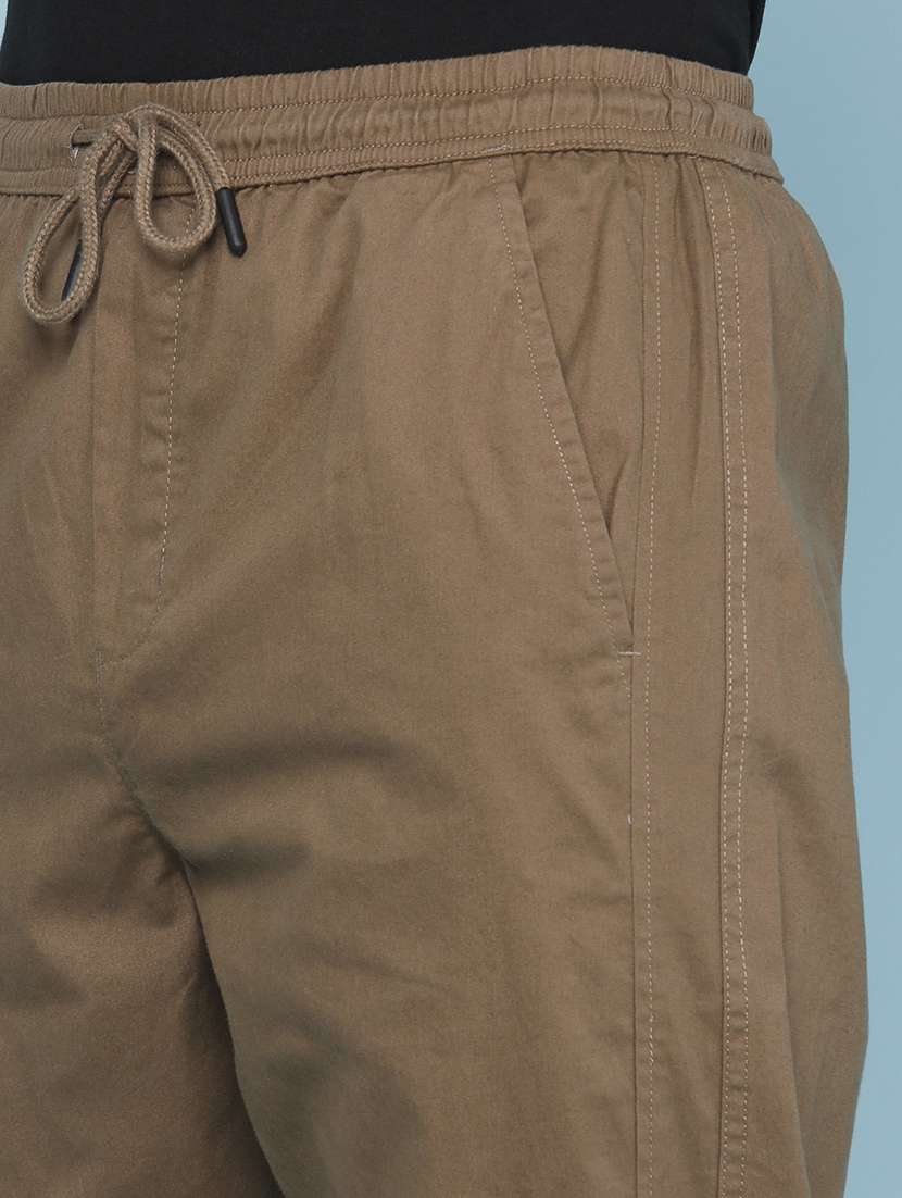 men solid mid rise flat front trouser - 22341923 -  Standard Image - 1