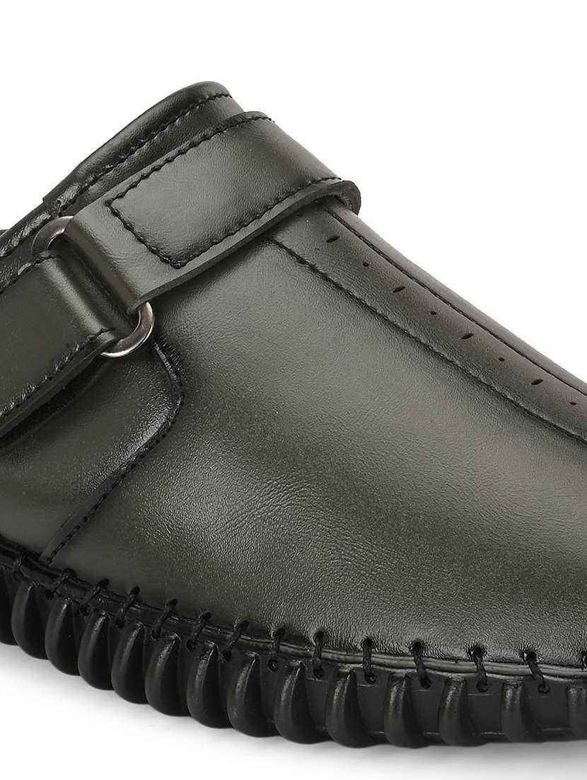 men solid slip on sandal - 22342118 -  Standard Image - 4