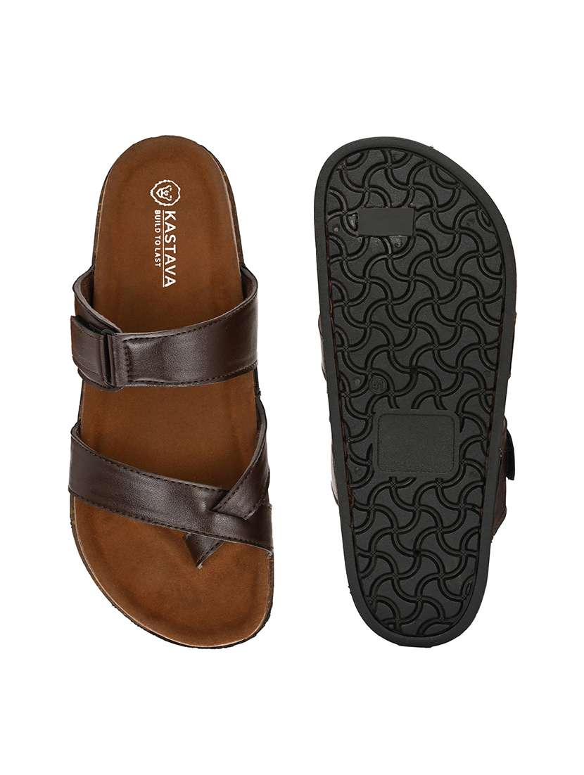 men solid toe seperator sandal - 22342126 -  Standard Image - 4