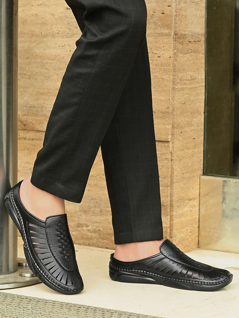 men textured slip on sandal - 22342127 -  Standard Image - 4