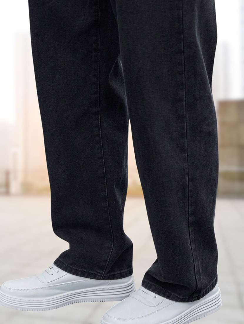 men solid mid rise relaxed fit jeans  - 22343924 -  Standard Image - 4