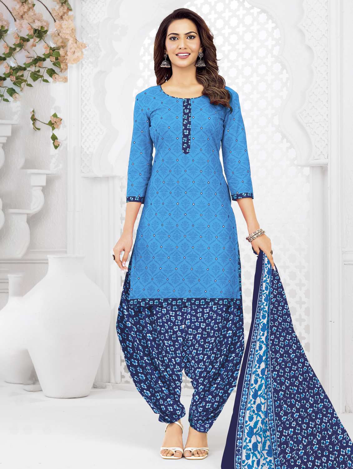 women printed three quarter sleeve kurta patiala with dupatta set - 22345726 -  Standard Image - 1