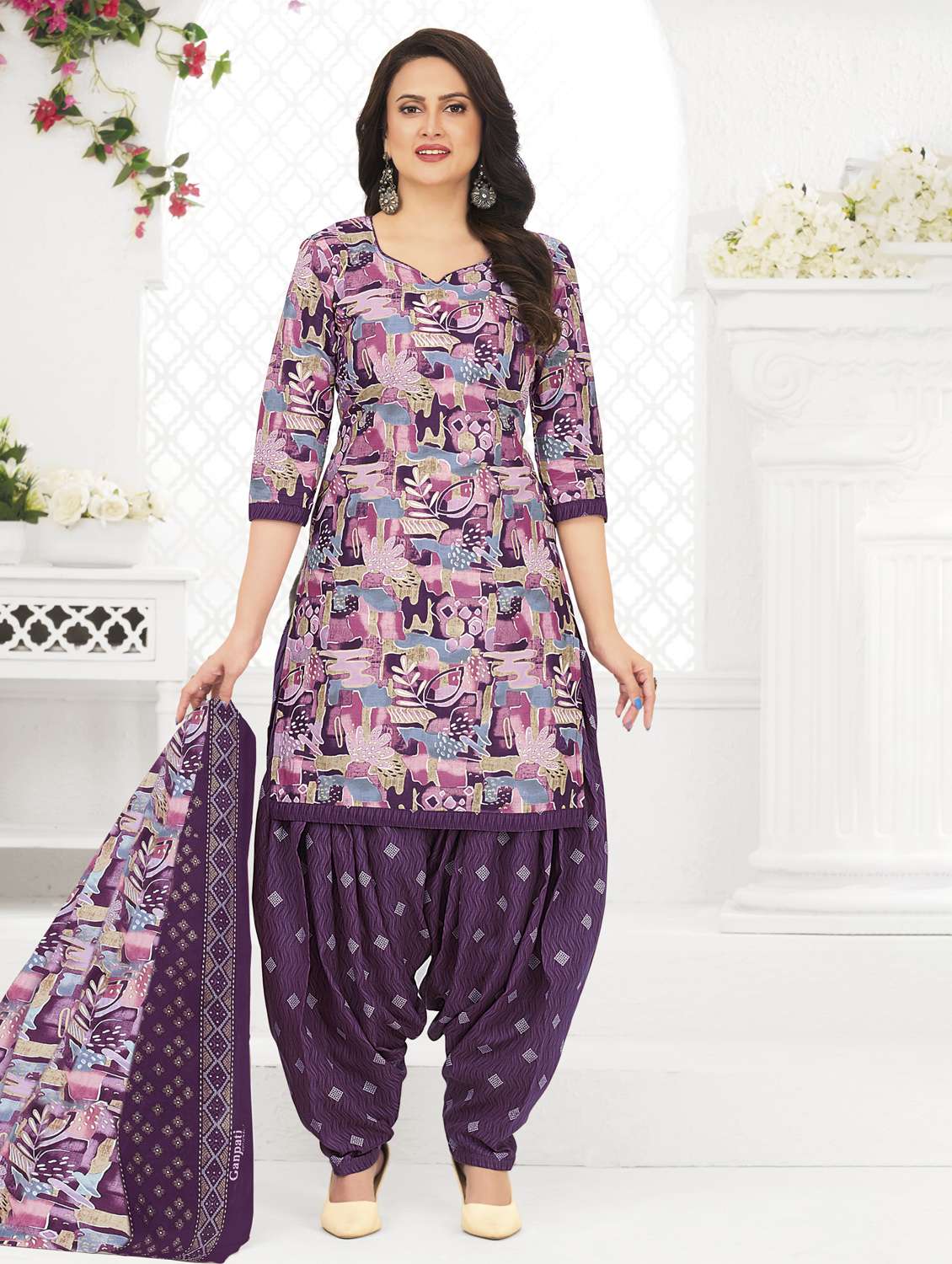 women printed three quarter sleeve kurta patiala with dupatta set - 22345727 -  Standard Image - 1
