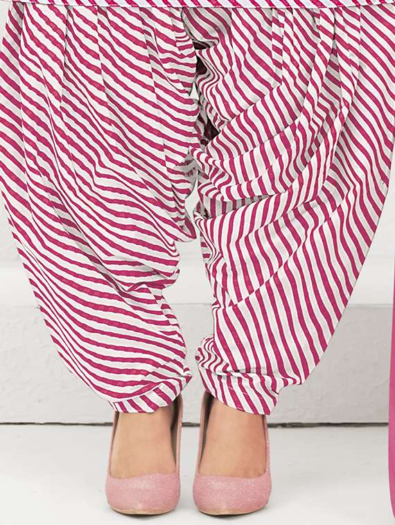 women printed three quarter sleeve kurta patiala with dupatta set - 22345735 -  Standard Image - 4