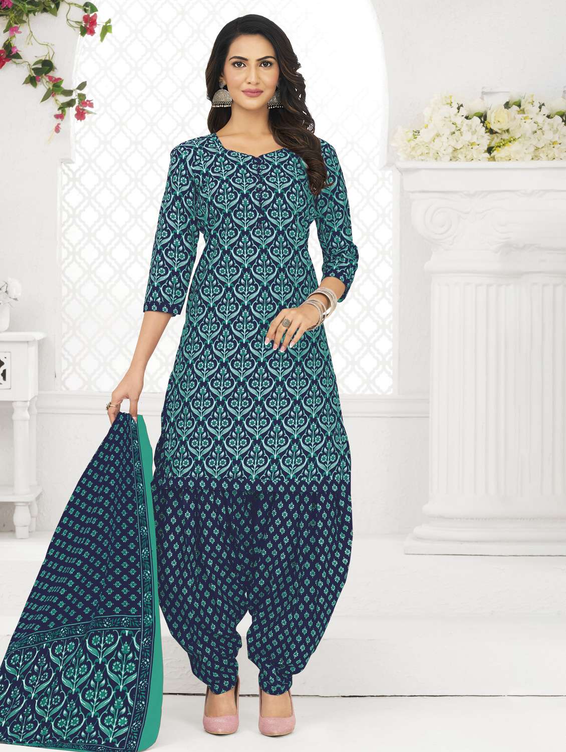 women printed three quarter sleeve kurta patiala with dupatta set - 22345736 -  Standard Image - 1