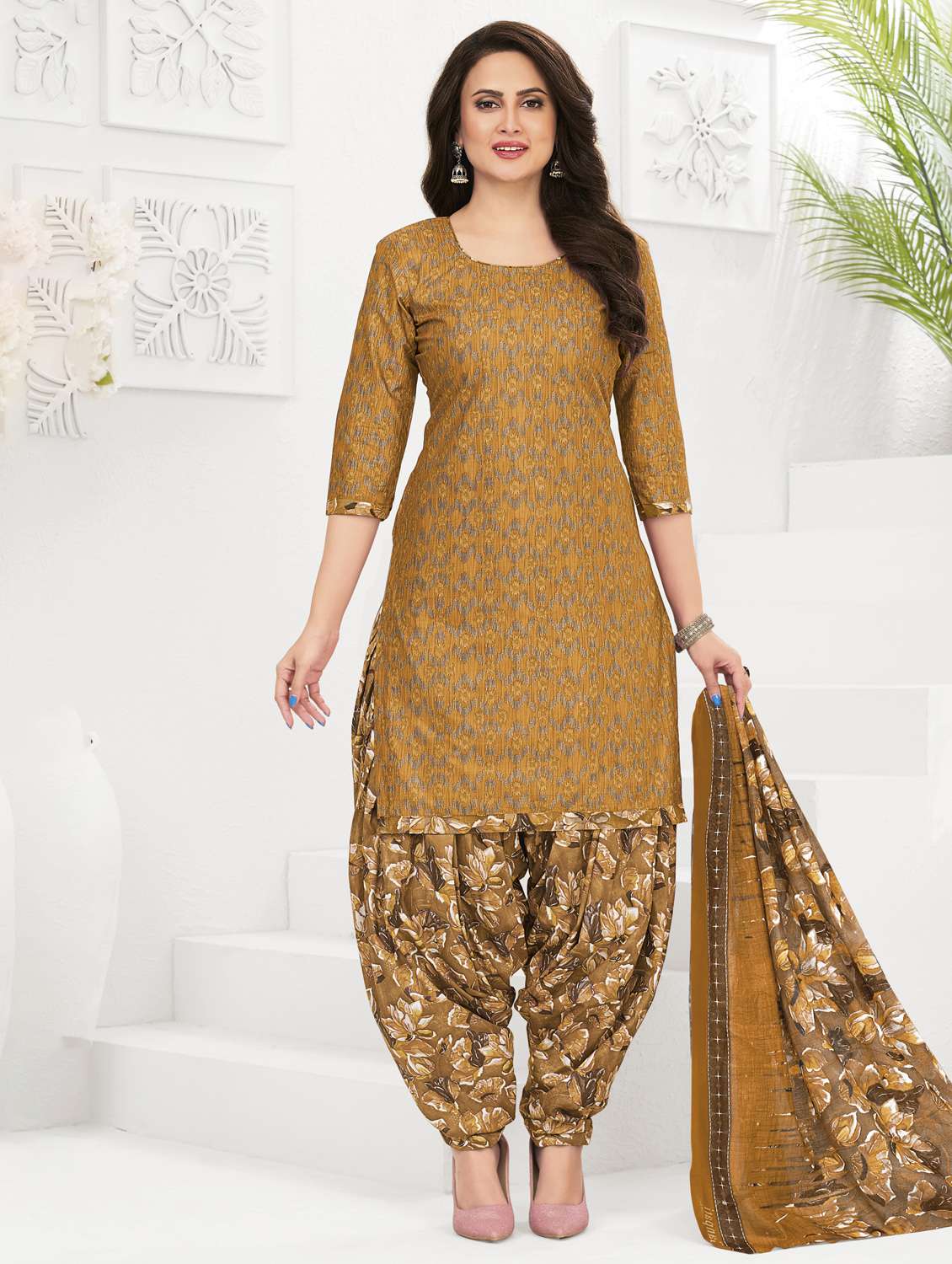 women printed three quarter sleeve kurta patiala with dupatta set - 22345738 -  Standard Image - 1