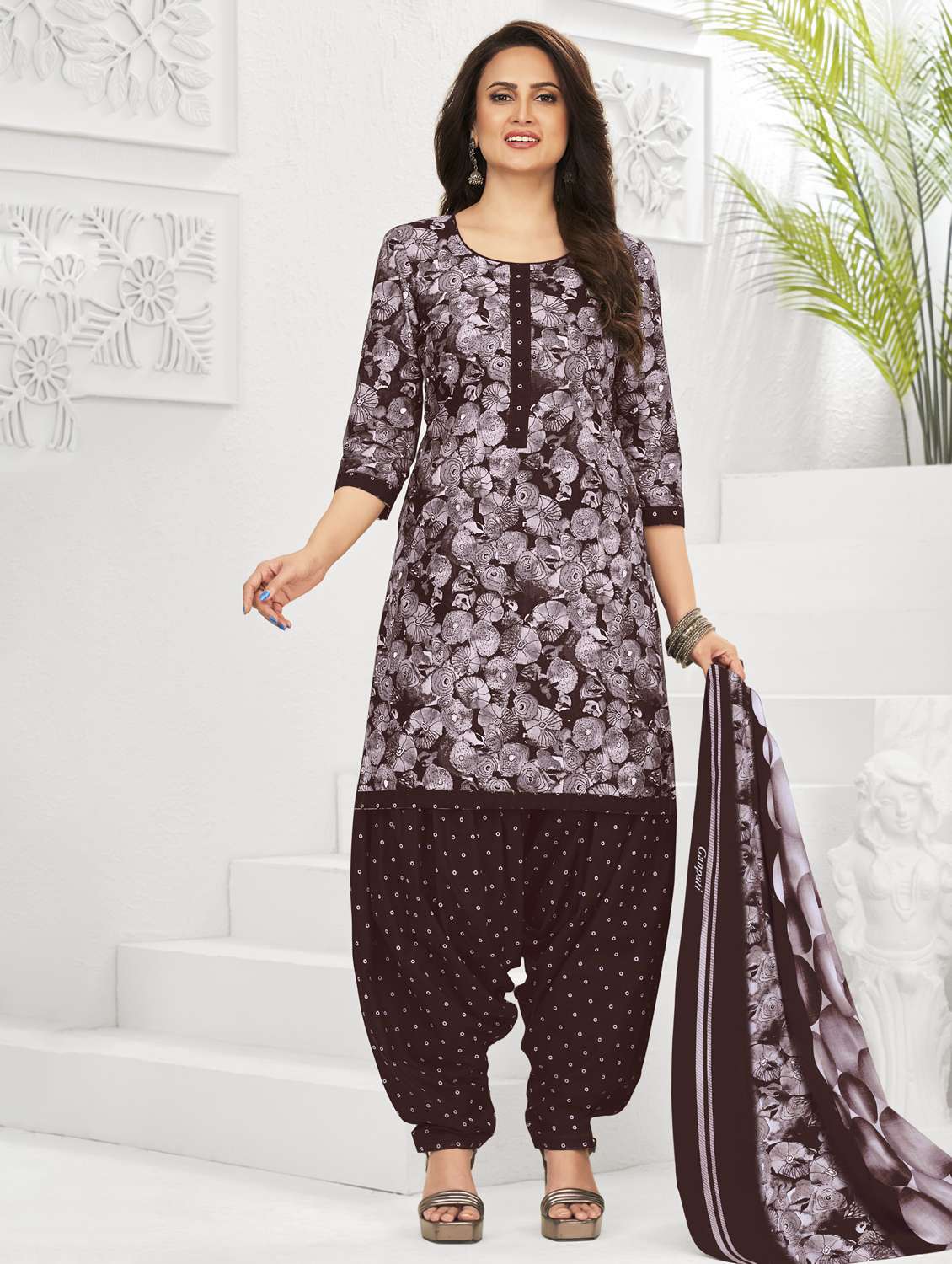 women printed three quarter sleeve kurta patiala with dupatta set - 22345739 -  Standard Image - 1