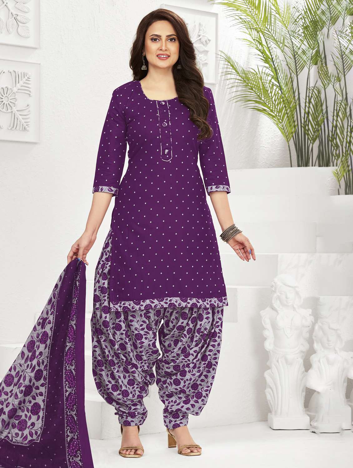 women printed three quarter sleeve kurta patiala with dupatta set - 22345744 -  Standard Image - 1
