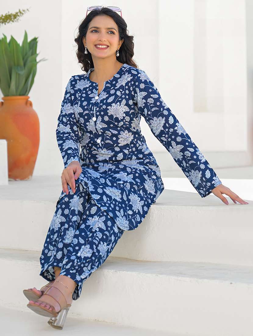 women floral long sleeve kurta salwar set - 22345783 -  Standard Image - 4