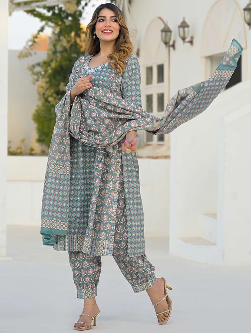 women printed three quarter sleeve kurta salwar with dupatta set - 22345789 -  Standard Image - 1