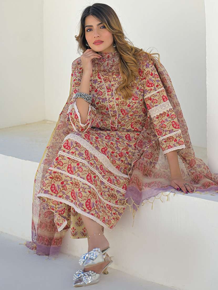 women printed three quarter sleeve kurta pant with dupatta set - 22345795 -  Standard Image - 4