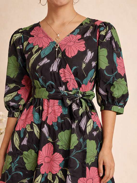 women floral print puff sleeve fit & flared dress - 22345941 -  Standard Image - 4
