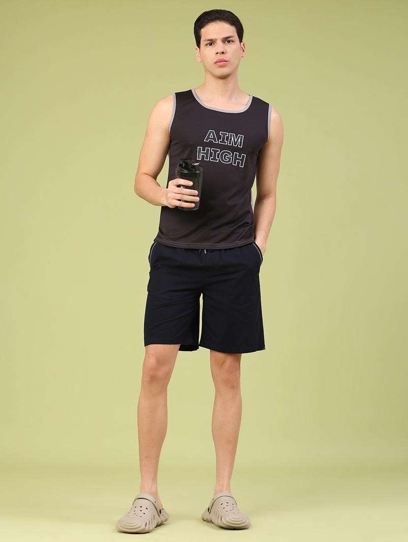 Men Solid Mid Rise Regular Fit Shorts - 22346108 -  Standard Image - 4