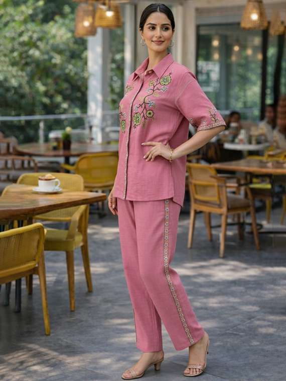 women solid with work short sleeve ethnic co-ord set - 22346509 -  Standard Image - 1