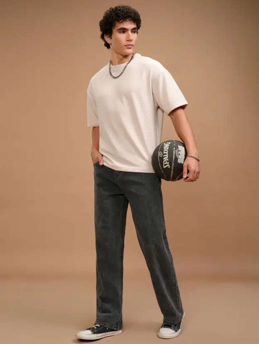 men solid mid rise straight fit jeans  - 22348341 -  Standard Image - 4