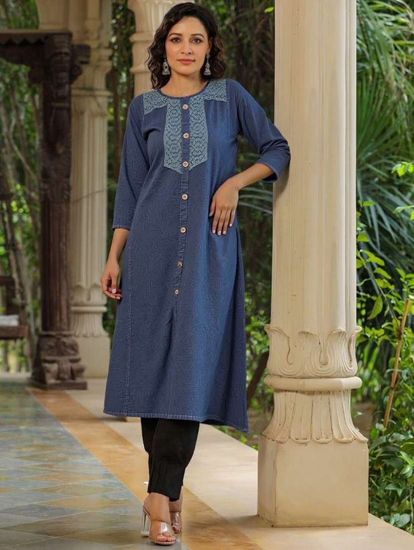 women solid with work three quarter sleeve a-line kurta