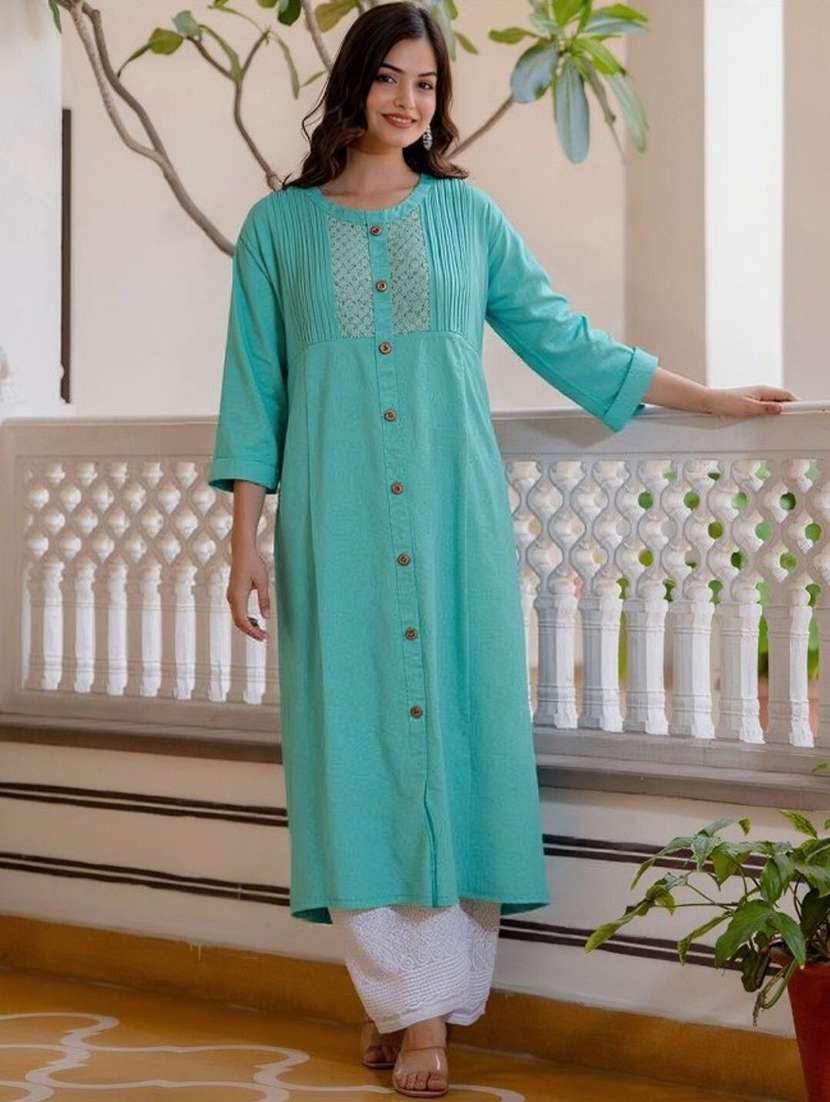 women solid with work three quarter sleeve a-line kurta