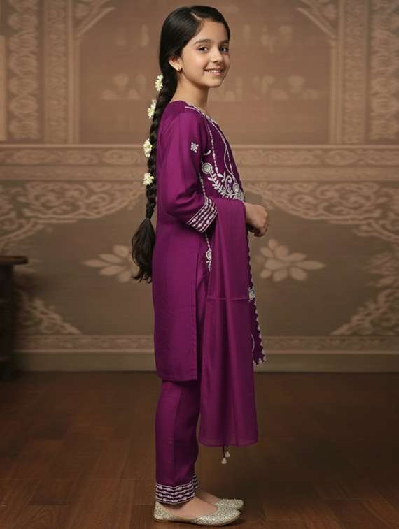 Girls Embroidered Kurta And Pant Set With Dupatta - 22353415 -  Standard Image - 1