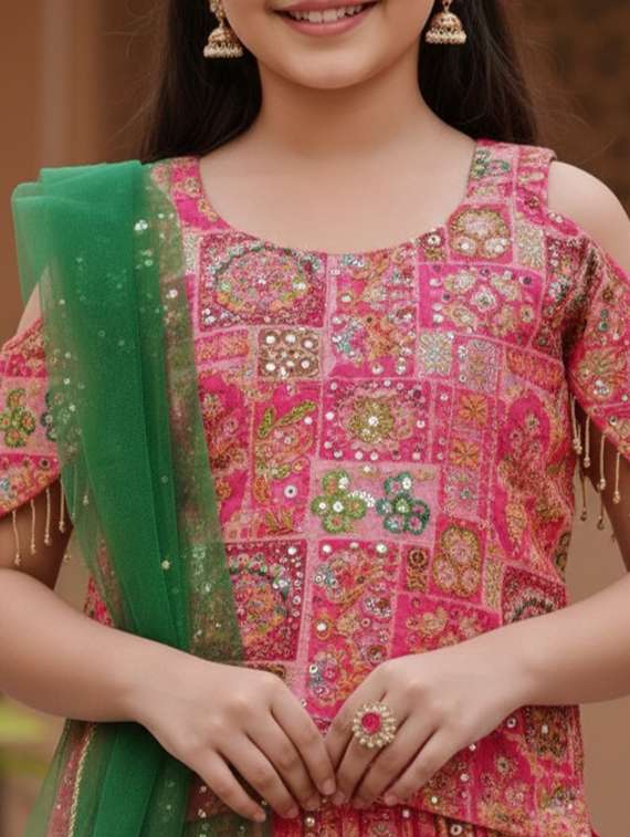 girls printed lehenga and choli set with dupatta - 22353428 -  Standard Image - 4