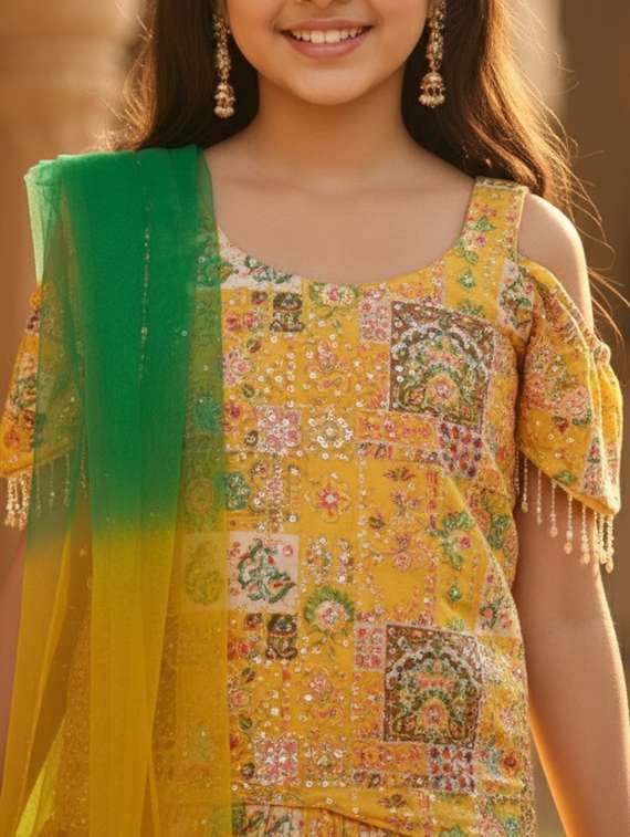 girls printed lehenga and choli set with dupatta - 22353429 -  Standard Image - 4