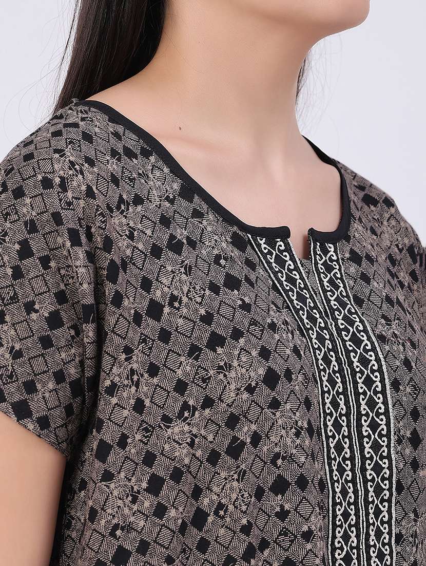 Women Printed Short Sleeves Nighty - 22353965 -  Standard Image - 1