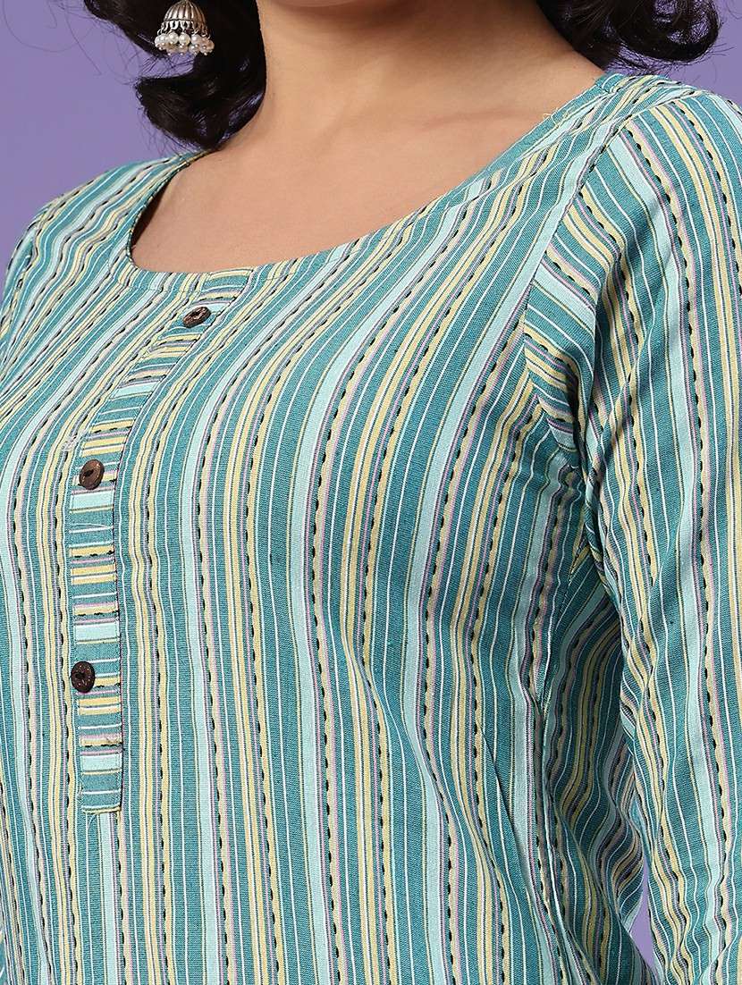 women green cotton straight kurta - 22353997 -  Standard Image - 1