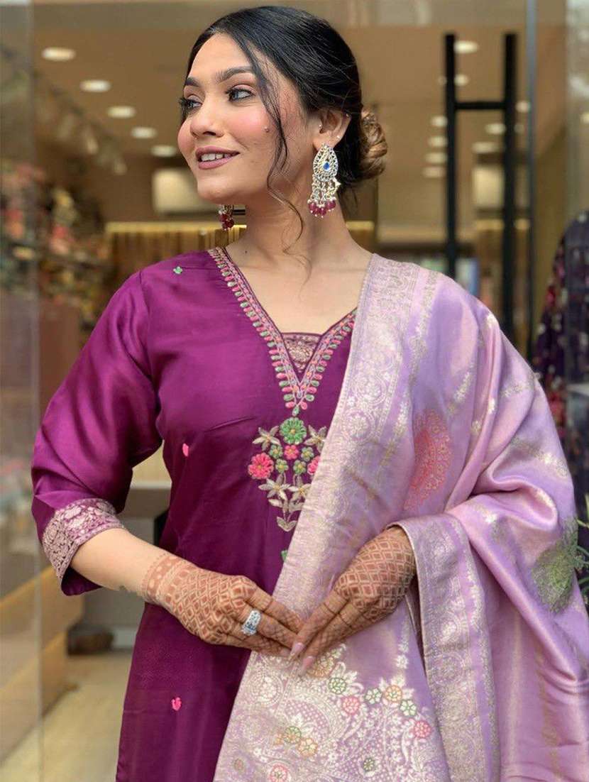 women solid with work three quarter sleeve kurta pant with dupatta set - 22354328 -  Standard Image - 4