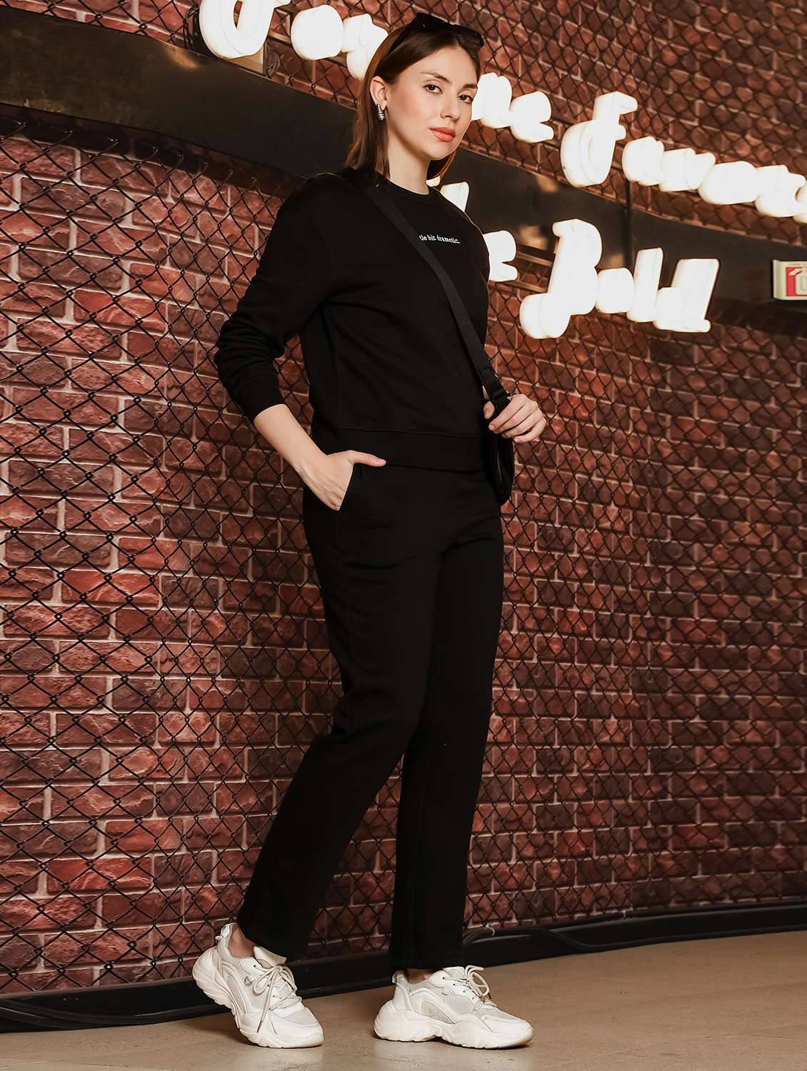 women solid sweatshirt and track pant co-ord set  - 22354506 -  Standard Image - 1