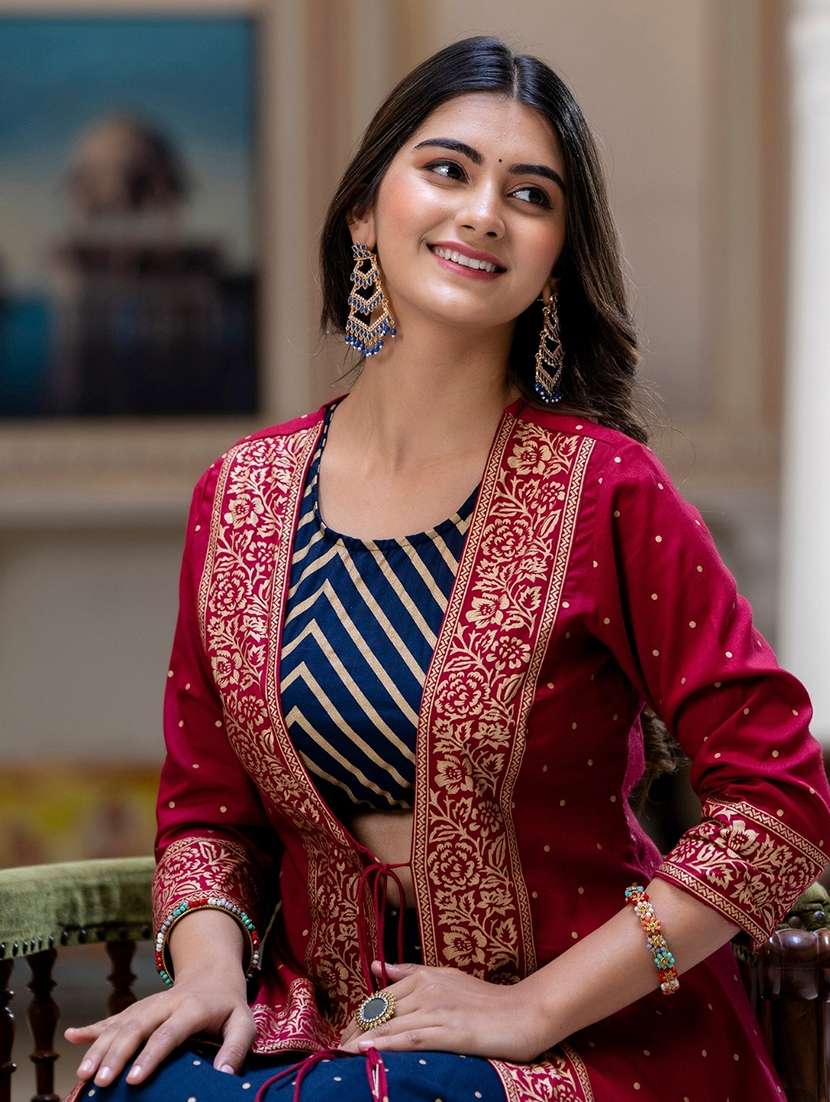 women printed skirt top with shrug set  - 22354520 -  Standard Image - 6