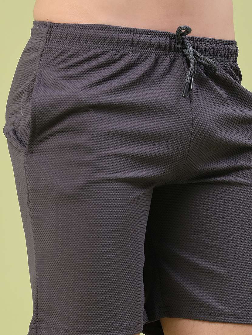 men textured mid rise slim fit shorts - 22355894 -  Standard Image - 1