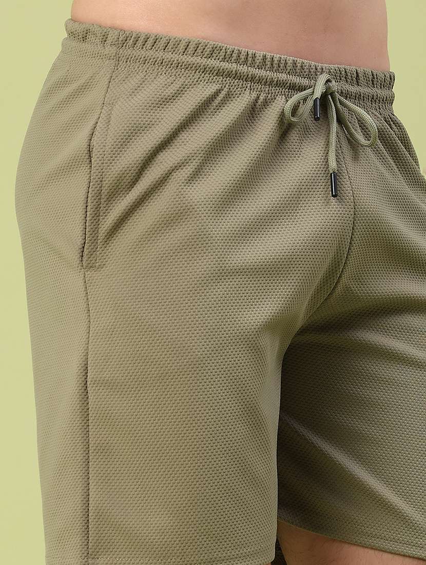 men textured mid rise slim fit shorts - 22355895 -  Standard Image - 1