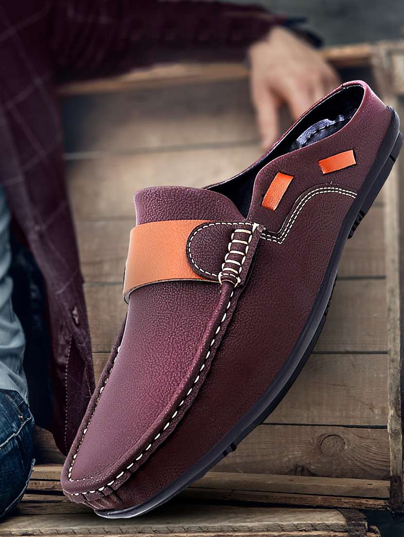 men textured slip on loafer - 22356514 -  Standard Image - 1