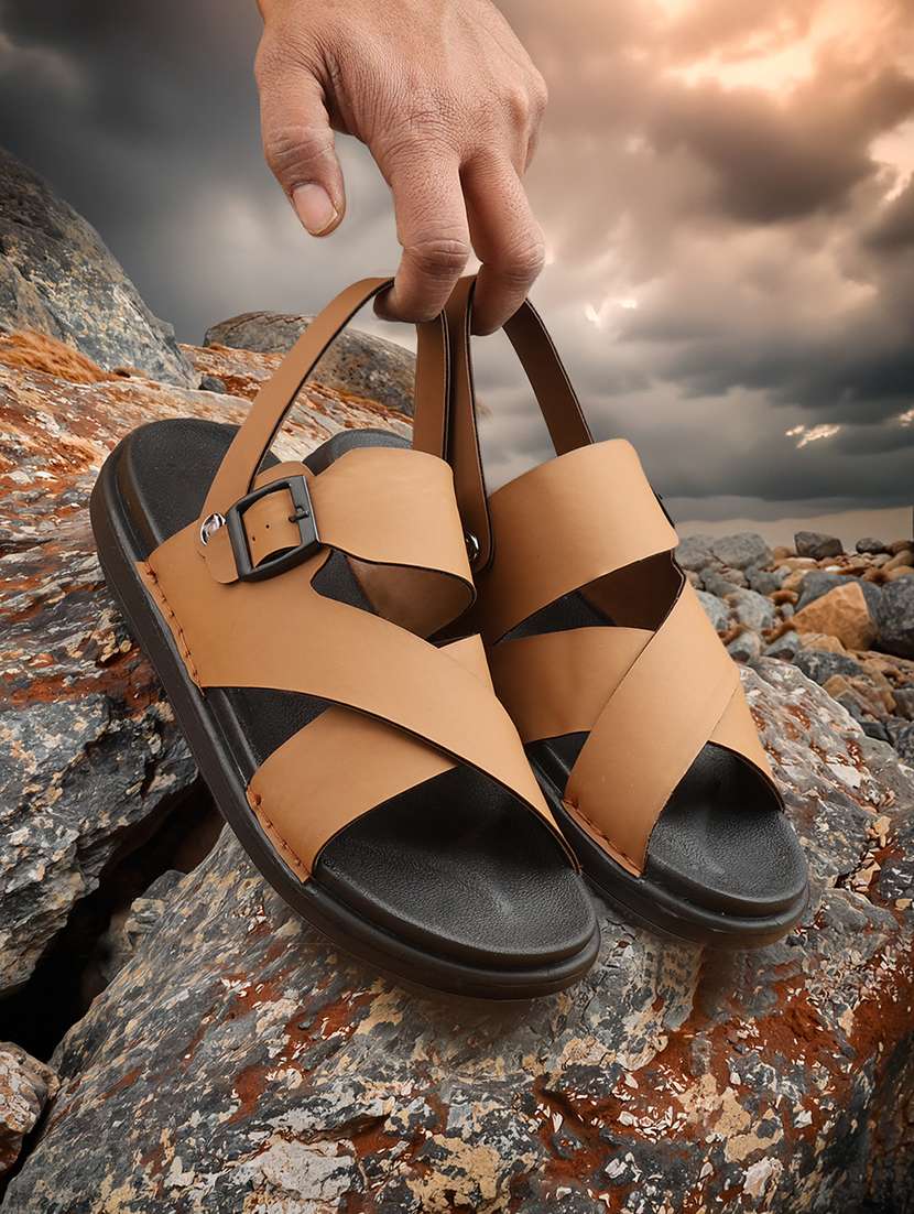men solid back strap sandal