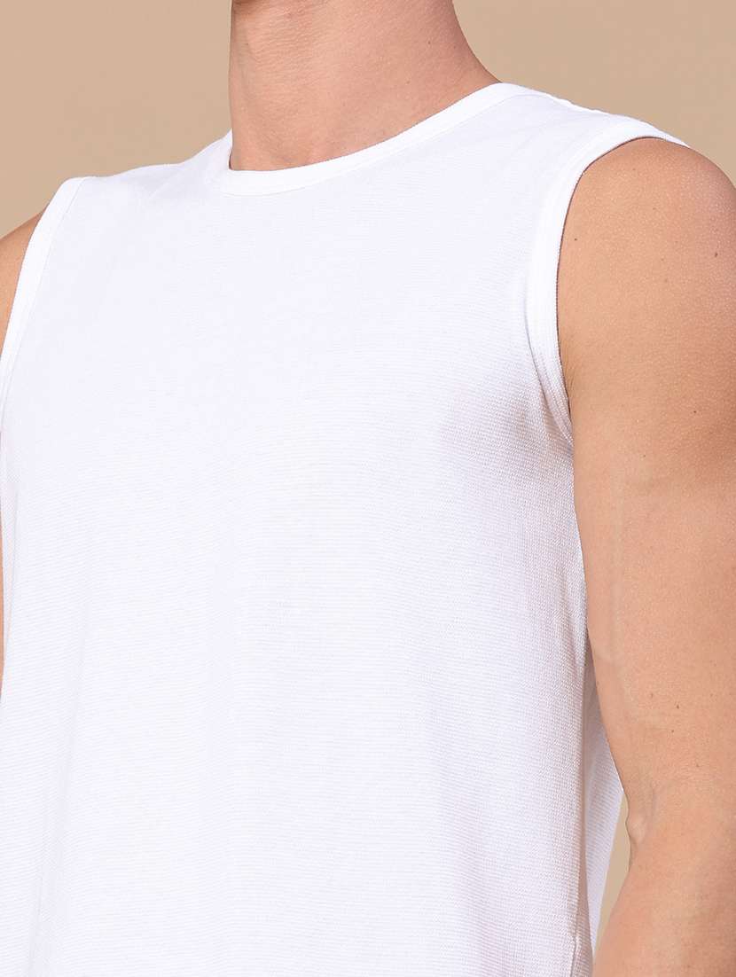 men solid sleeveless vest - 22357100 -  Standard Image - 1