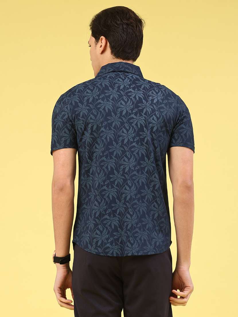 men printed short sleeve slim fit casual shirt - 22357189 -  Standard Image - 4