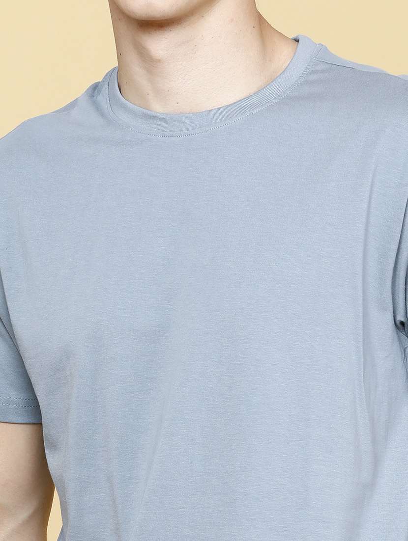 Men Solid Short Sleeve Regular Fit T-shirt - 22357263 -  Standard Image - 1