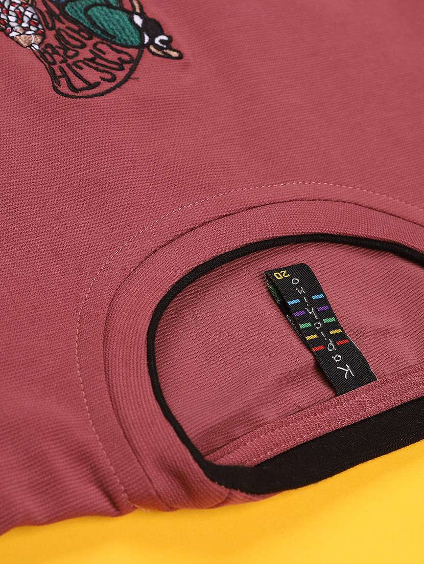 maroon cotton front print tee - 22357305 -  Standard Image - 4