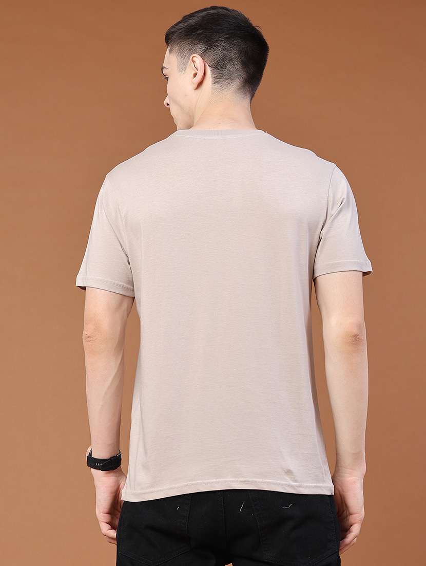 men solid round neck casual t-shirt - 22357334 -  Standard Image - 4