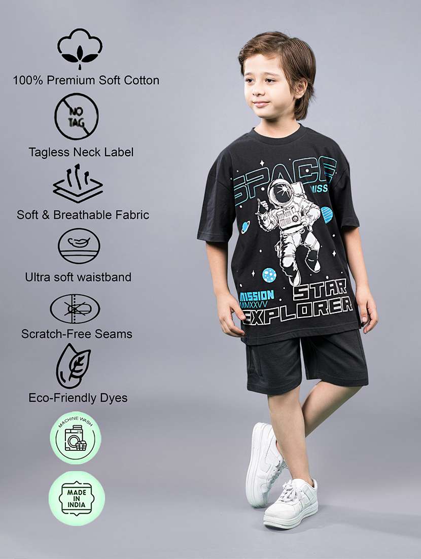 boys printed t-shirt and shorts set - 22357508 -  Standard Image - 4