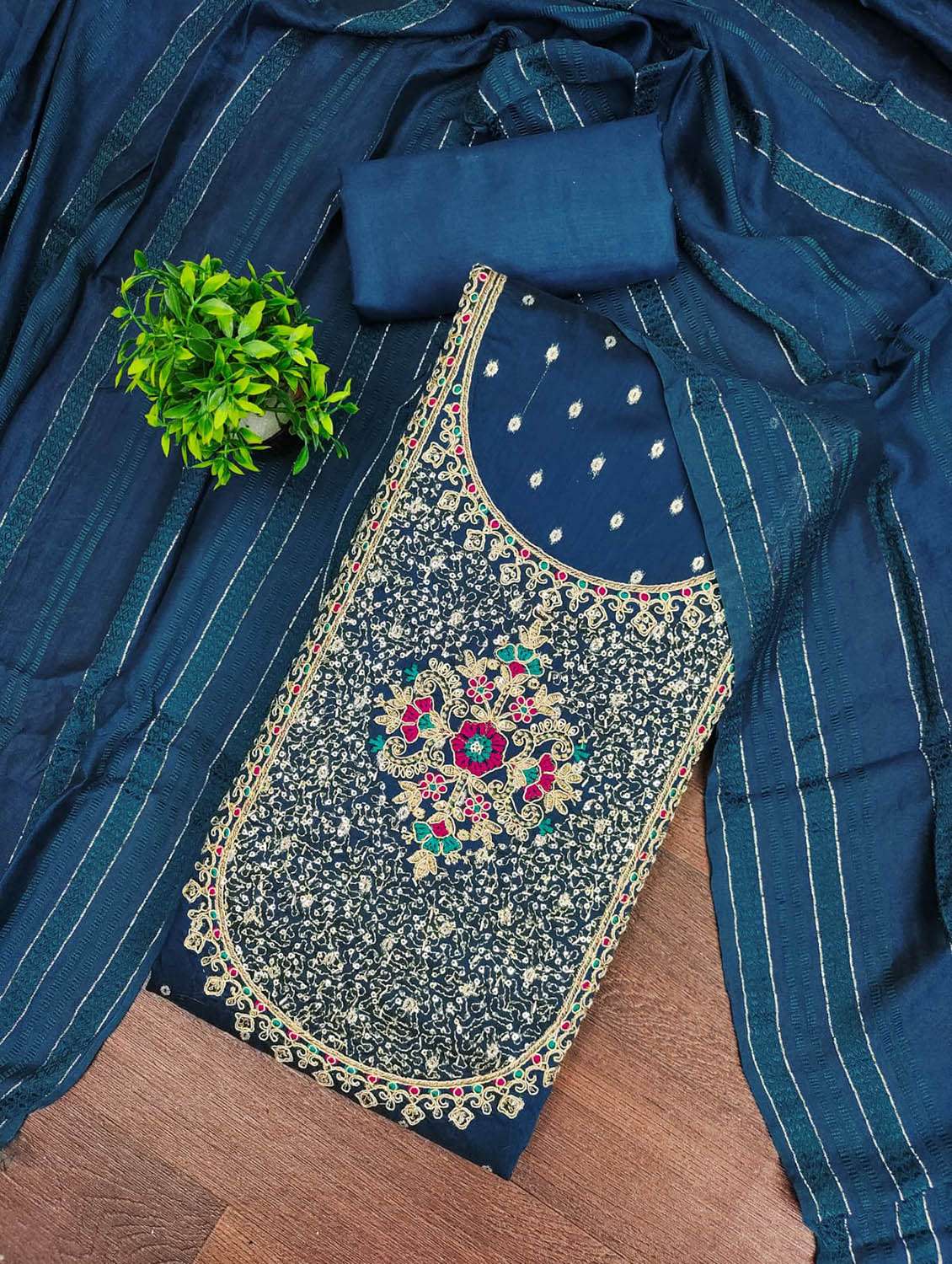 women self design unstitched suit set - 22357553 -  Standard Image - 1