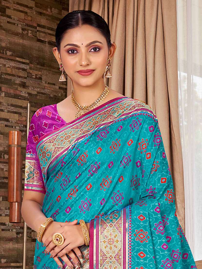 women self design patola saree with blouse - 22357649 -  Standard Image - 1