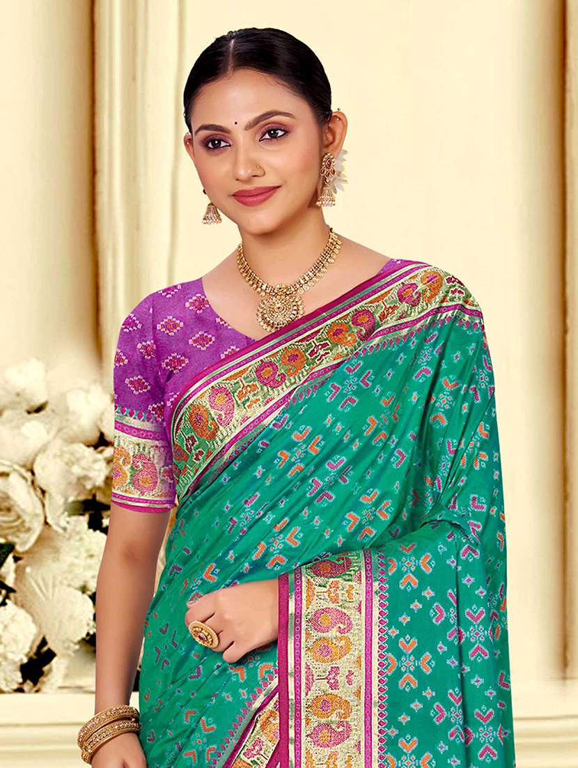 women self design patola saree with blouse - 22357659 -  Standard Image - 1