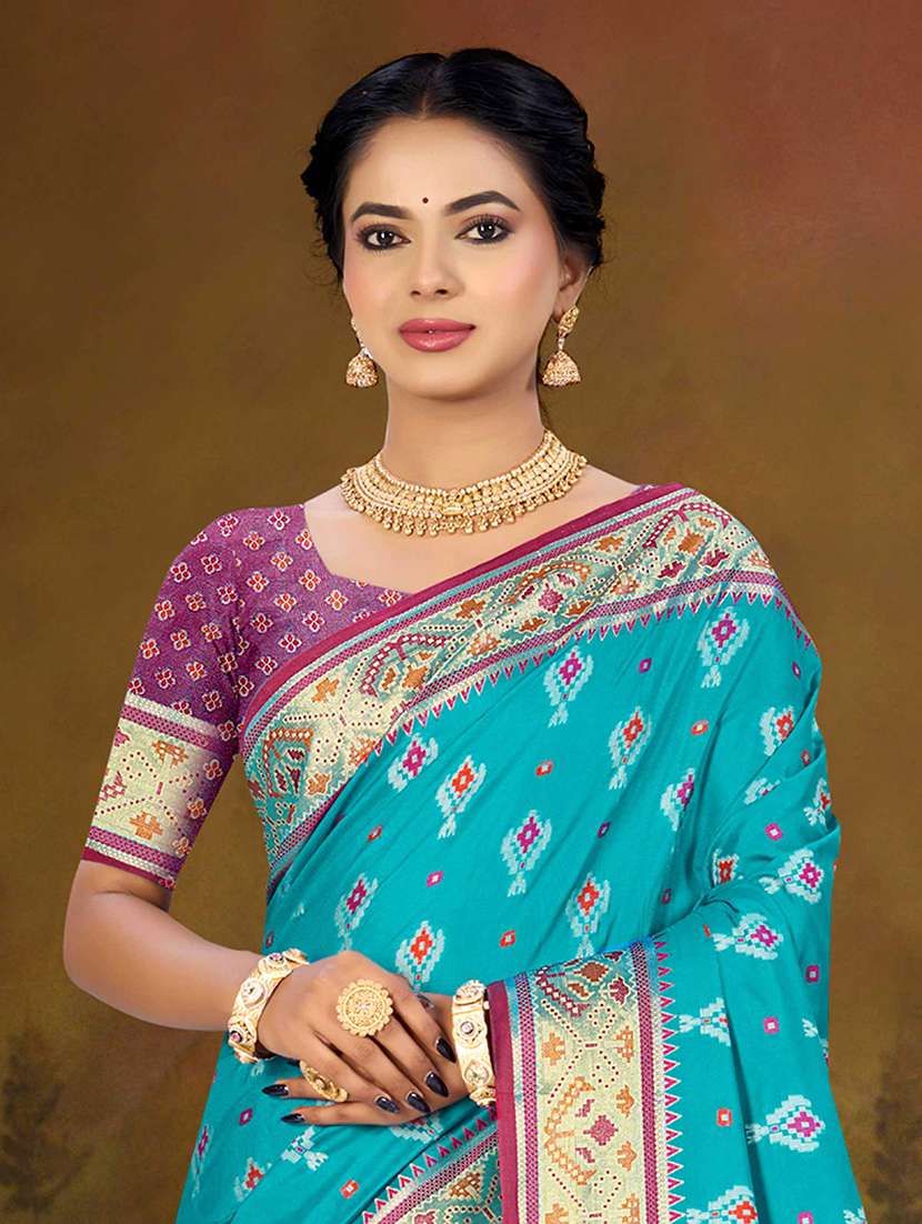 women self design patola saree with blouse - 22357664 -  Standard Image - 1