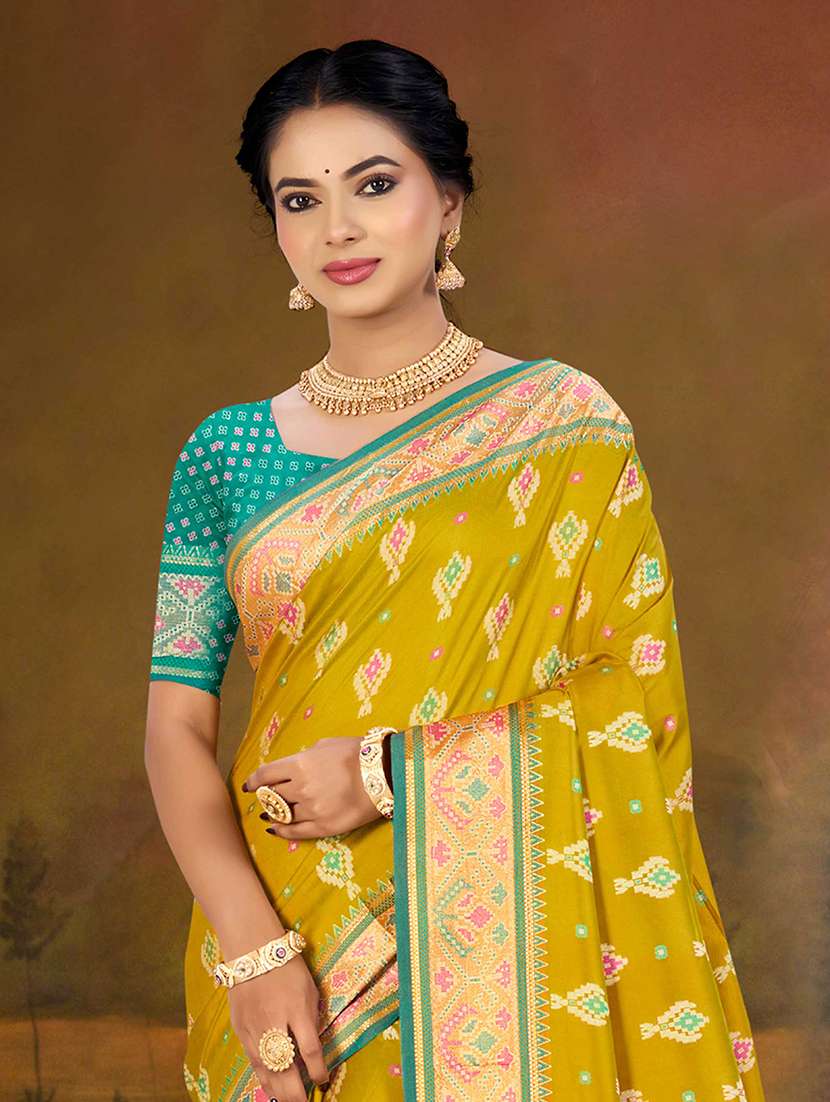 women self design patola saree with blouse - 22357666 -  Standard Image - 1